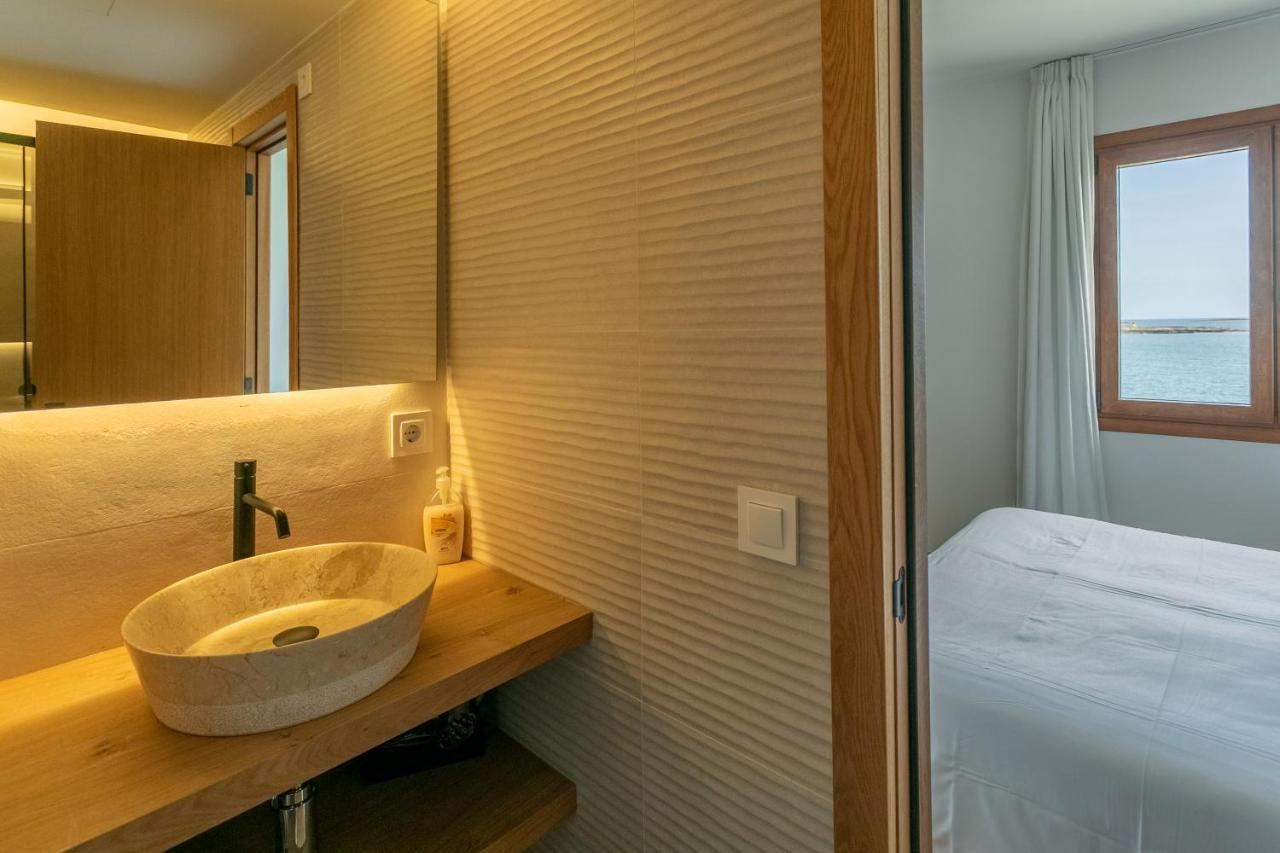 Beachfront Holiday Apartment Lotja 7 - Grupo Berna Colonia de Sant Jordi Exterior foto