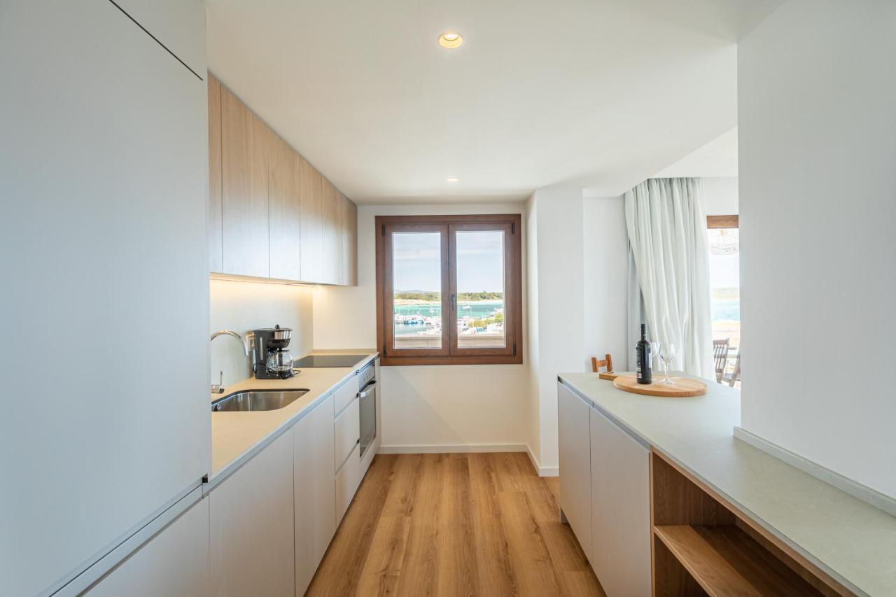 Beachfront Holiday Apartment Lotja 7 - Grupo Berna Colonia de Sant Jordi Exterior foto