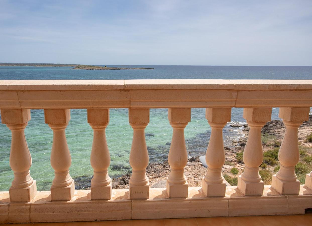 Beachfront Holiday Apartment Lotja 7 - Grupo Berna Colonia de Sant Jordi Exterior foto